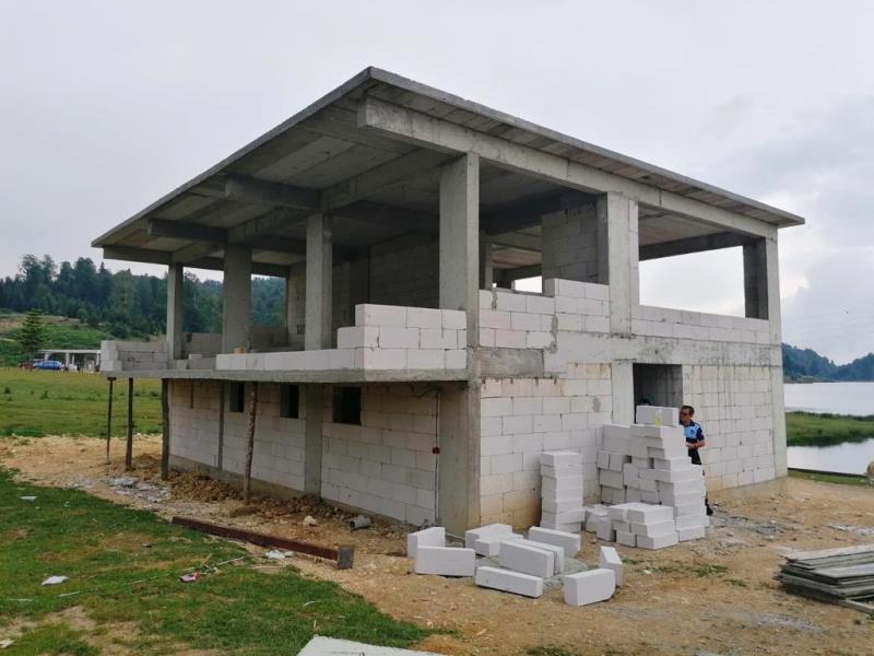 Akyazı’da O binalar mühürlendi.