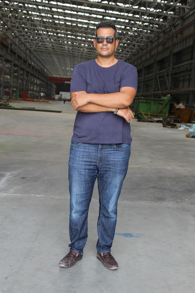 Mehmet Gazioğlu Black Rainbow Metal Heykel Çalışmasını Bitirdi