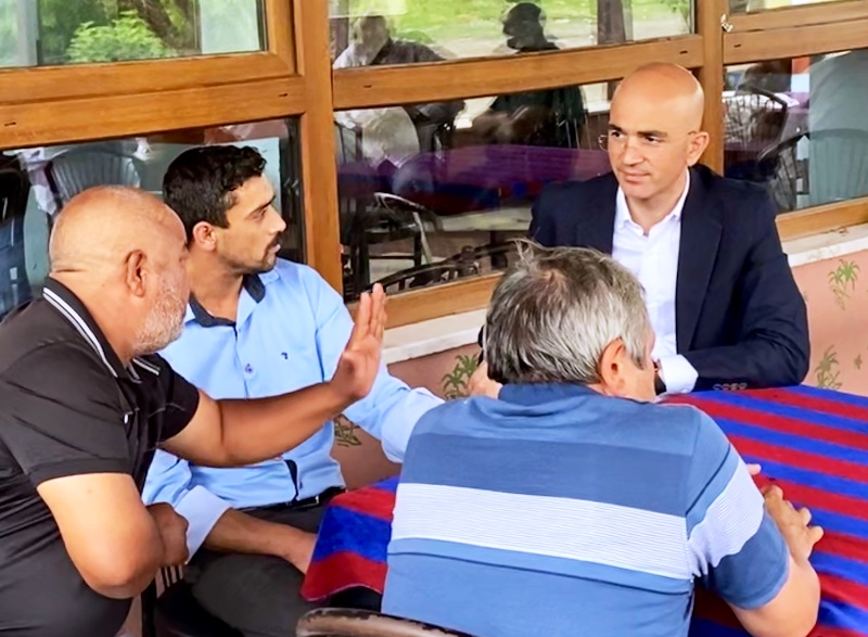 Serbes: Romanlar için yapılan konutlara Romanlar layık görülmemiş