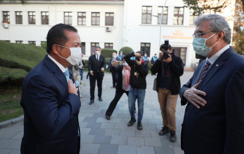 Ekrem YÜCE “Şehrin gelişimine katkı sağlayacak tüm iş birliklerine hazırız”