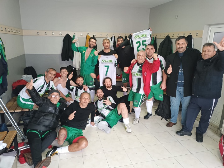 Büyükşehir Belediyesi Bedensel Engelliler Futbol Takımı, Kayseri Erciyes deplasmanında üç puanı 2 golle aldı.