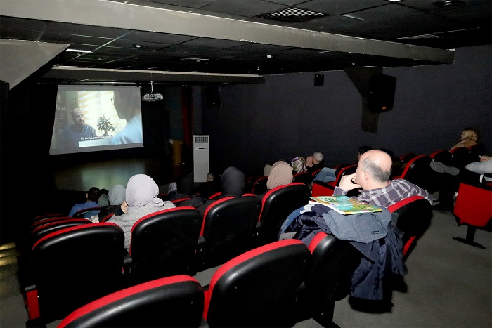 Sinemaseverler OSM’de film  gecesinde buluştu