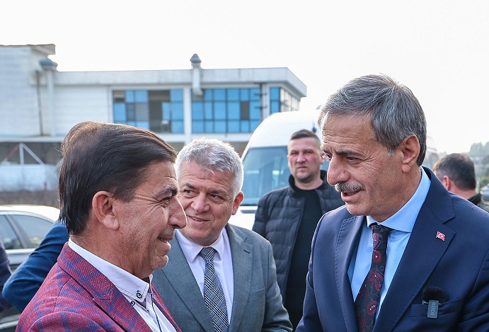 Cumhur İttifakı Büyükşehir Belediye Başkan Adayı Yusuf Alemdar, Erzurum Ovacıklılar Derneği’ni ziyaret etti.