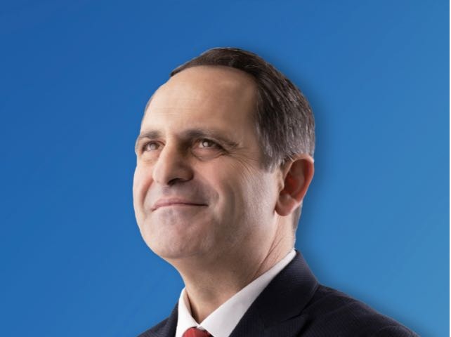 ECEVİT KELEŞ: AZ KALDI HALK CEVABI SANDIKTA VERECEK!