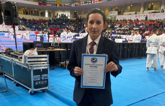 Sakaryalı hakemimiz Sevgi Çakmak  tüm branşlar içinde ilk bayan Avrupa hakemi oldu