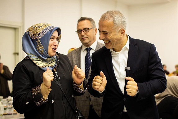  KADINLARDAN BAŞKAN BABAOĞLU’NA TAM DESTEK