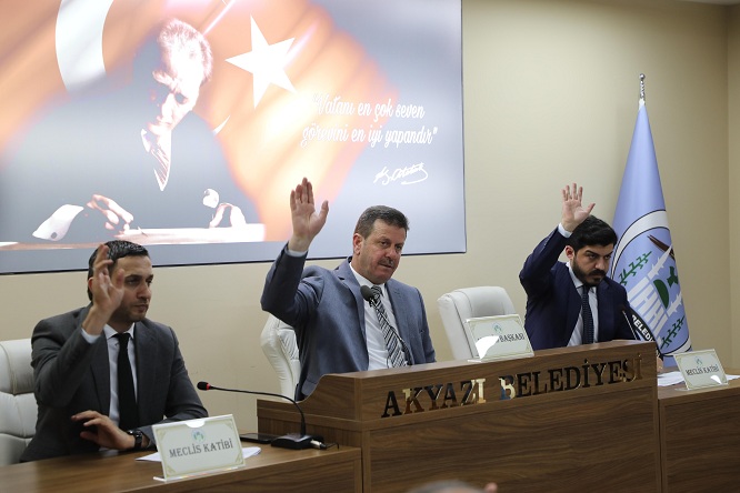 Akyazı Belediyesi’nin 31 Mart Yerel Seçimleri’nin ardından  ilk meclis toplantısı gerçekleştirildi