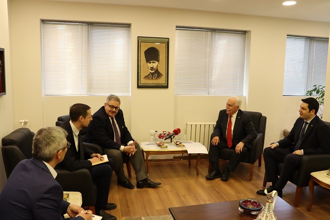 RUS BÜYÜKELÇİ ERKHOV PERİNÇEK’İ ZİYARET ETTİ