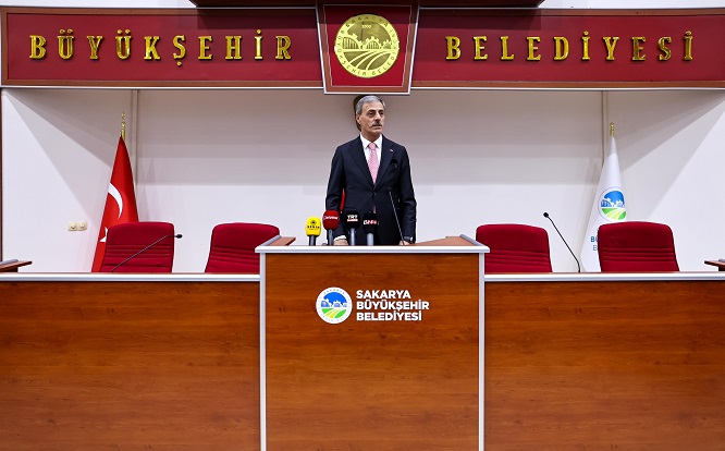 Başkan Yusuf Alemdar vatandaşa meclisin kapısını açtı