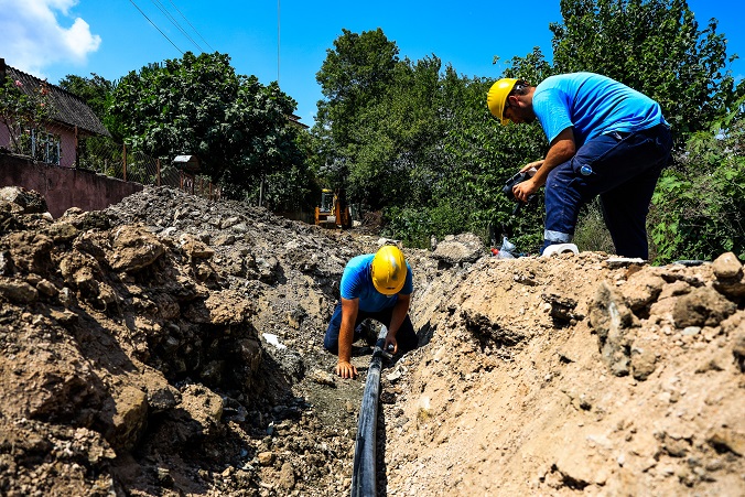 Büyükşehir’den Kertil’in altyapısına yeni içme suyu hattı