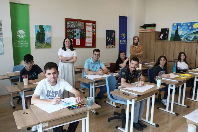 Büyükşehir bu kursta engelleri sevgiyle aşıyor