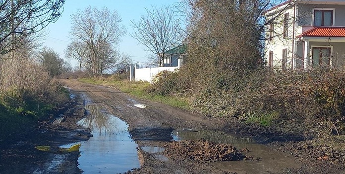 İŞTE Kaynarca Büyükyanık Denizbakacağı Mahallesi Karasu Taşlıgeçit Mahallesi ile Bağlantı Yolu