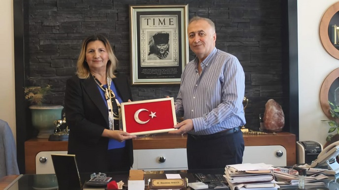 Başkan Hülya Lüleci’den Halil İbrahim Balcı’ya tebrik ziyareti