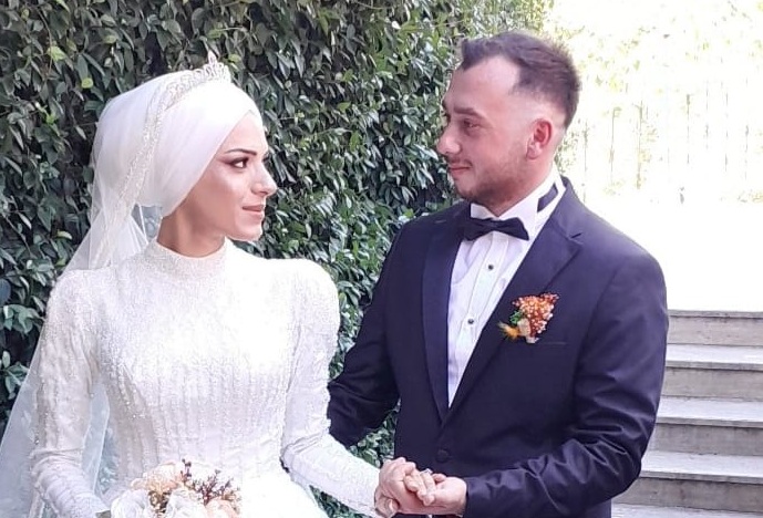 Furkan ve Hazal gerçekleşen muhteşem bir düğün töreni ile dünya evine girdiler.