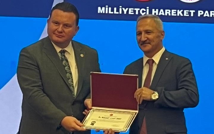 MHP SAKARYA’DAN AİLE ÇALIŞTAYINA ÖNEMLİ KATKI