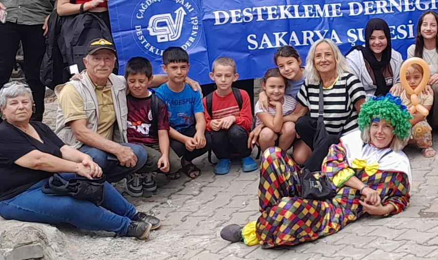 Sakarya ÇYDD-Çağdaş Yaşamı Destekleme Derneği Geyve Akıncı  Mahallesinde