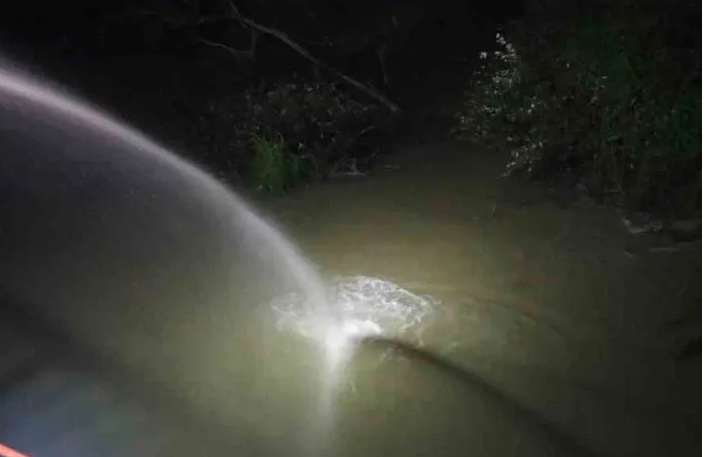 Arifiye ilçesi  şimdi de Kokularla  boğuşuyor