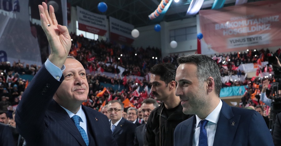 Sakarya her zaman olduğu gibi, yine hasretle ve muhabbetle Sayın Cumhurbaşkanımıza sahip çıkacaktır