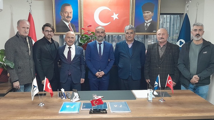 Anahtar Parti Sakarya İl Başkanı Hakan YAZICI  Anahtar Partiyi Anlattı