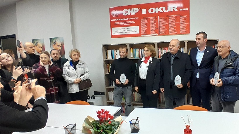 Cumhuriyet Halk Partisi (CHP) Sakarya  İl Kadın Kolları Kütüphane açılışı yaptılar