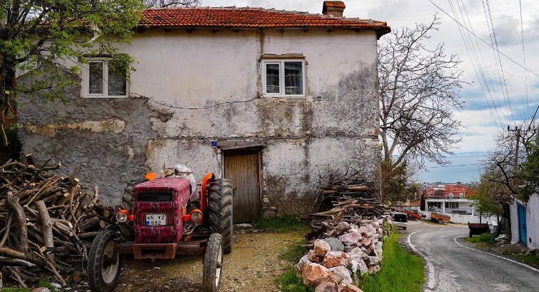 KÖY KANUNU İLE BAZI KANUNLARDA DEĞİŞİKLİK  YAPILMASINA DAİR KANUN