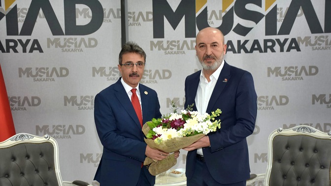 Erenler Belediye Başkanı Şenol Dinç’ten MÜSİAD Sakarya’ya hayırlı olsun ziyareti