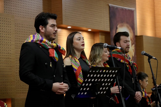Müzikseverler Ziya  Taşkent’te ‘türkülerle’ Sakarya’nın mazisine gitti