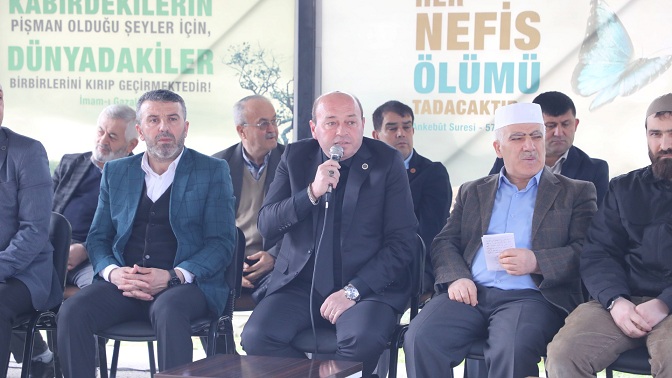 Ferizli’de Geleneksel Arefe Günü Buluşması Yoğun Katılımla Gerçekleşti