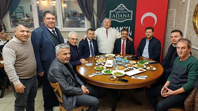 Hakkı Usta’nın Adana Sofrası’nda iftar buluşmaları devam ediyor