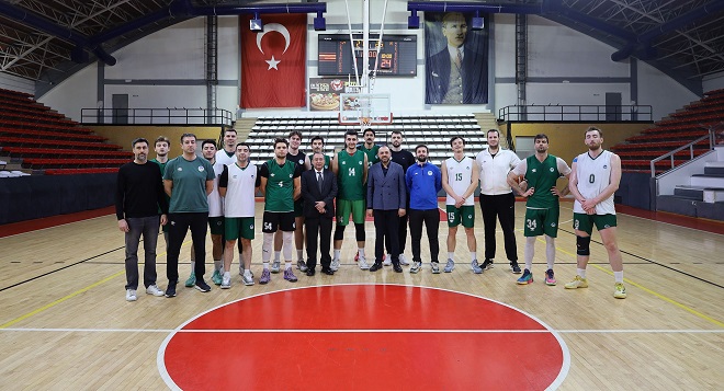 Büyükşehir Basket kritik virajda Akhisar’a gidiyor