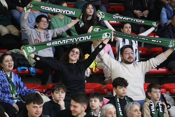 Büyükşehir Basketbol tur için parkeye çıkıyor