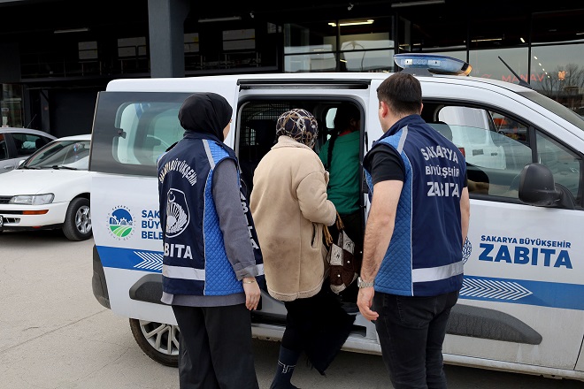 Büyükşehir’den sokakta vatandaşın huzurunu bozanlara karşı sıkı denetim