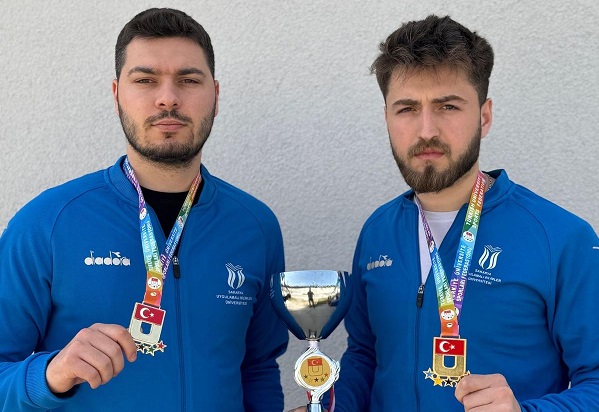 Büyükşehir’in karatecileri Manisa’da şampiyon oldu