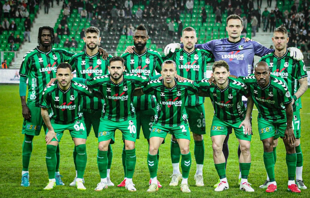 Sakaryaspor Fatih Karagümrük  engelini aşamadı 1-3