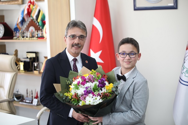 ERENLER’DE 23 NİSAN NEŞESİ