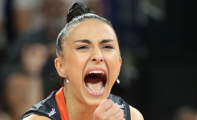 Eczacıbaşı Dynavit, AXA Sigorta Kupa Voley final biletini aldı!