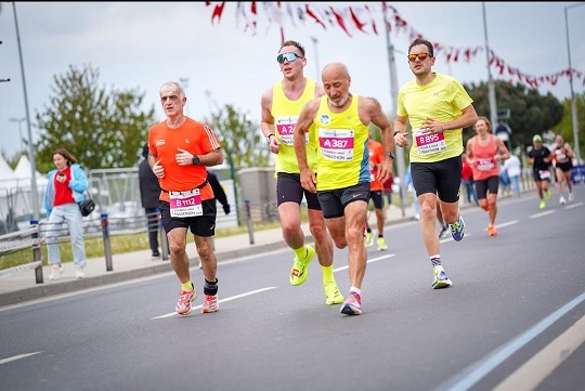 Ali Turan bir maratonda daha Sakarya’nın gururu oldu