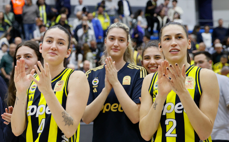 Fenerbahçe Opet, ING KBSL final serisinde 1-0 öne geçti