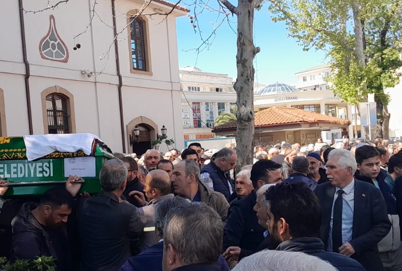 Ömer Yaşar dualarla uğurlandı