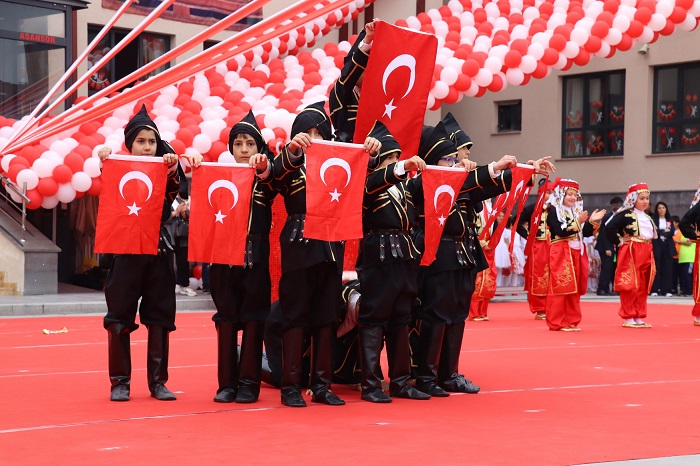 SAKARYADA 23 NİSAN COŞKUSU