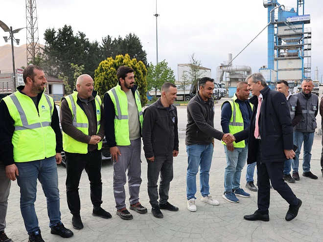 Başkan Alemdar, şantiye ziyaretinde bu yılın asfalt hedefini açıkladı