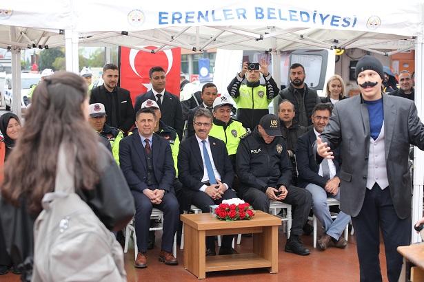 ERENLER’DE TRAFİK VE İLK YARDIM HAFTASI ETKİNLİKLERLE KUTLANDI
