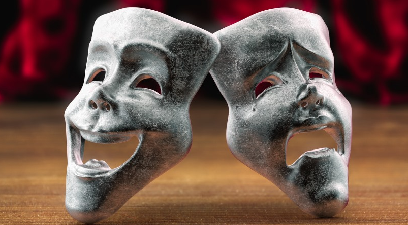 ERENLER’DE TİYATRO PROGRAMLARI DEVAM EDİYOR