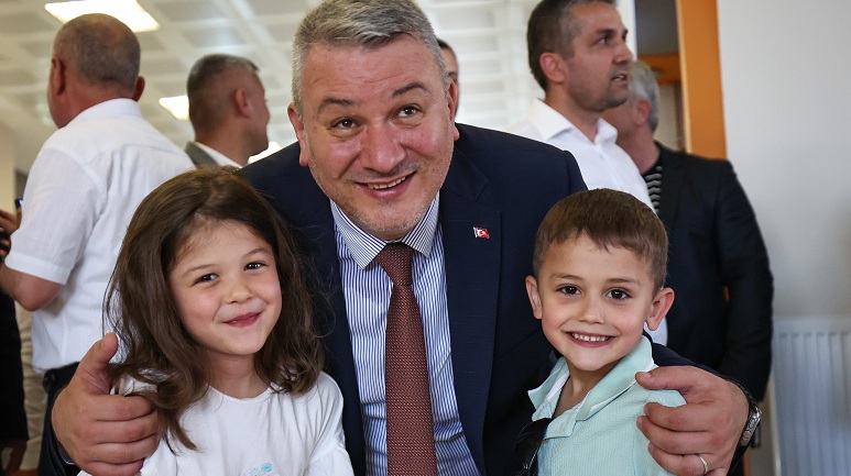 Serdivan’da Geleneksel Bayramlaşma Programına Yoğun İlgi