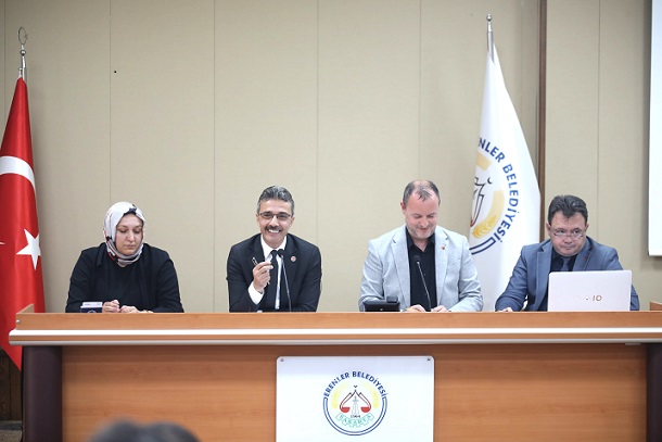 ERENLER’DE GENÇLERE MÜJDE: ERENLER KENT AKADEMİSİ