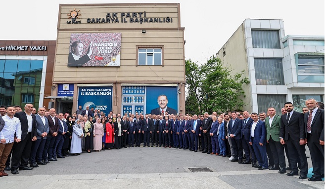 AK Parti Sakarya’da Bayramlaşma Töreni 12.00’de