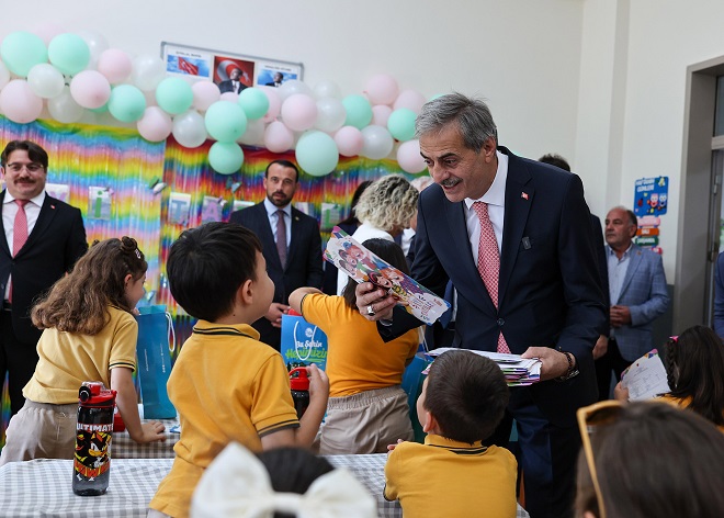 Yusuf Alemdar, çocukların heyecanına ortak oldu