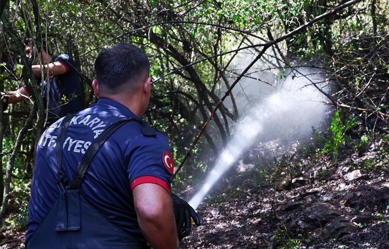 4 saatte 3 orman yangını kontrol altına alındı