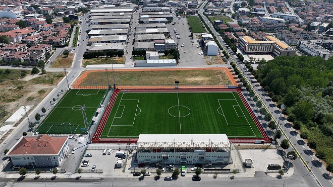 Sakarya’nın futbol üssü Ekrem Karaberberoğlu Altyapı Tesisleri’ne yeni yüz