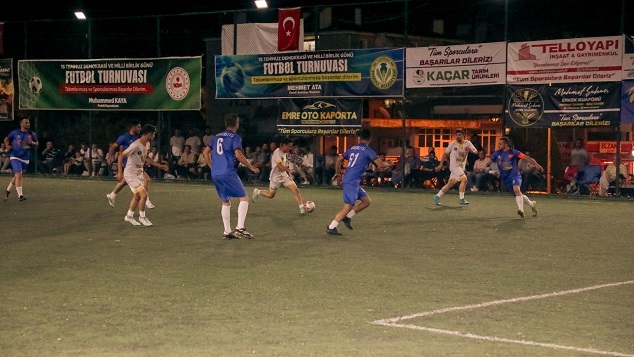 Ferizli’de 15 Temmuz Futbol Turnuvası’nda Şampiyon Bu Akşam Belli Oluyor